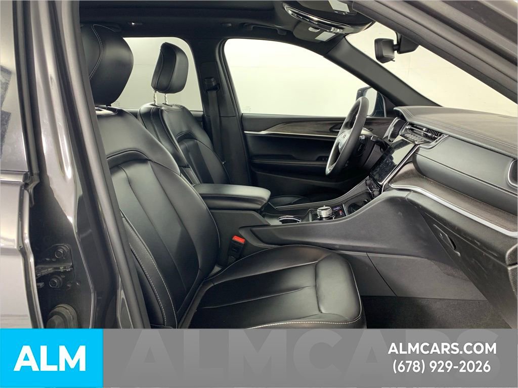 Used 2024 Jeep Grand Cherokee Limited 4xe image 31