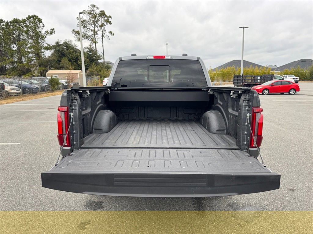 Used 2025 Ford F150 Lariat w/ Equipment Group 501A Mid image 18