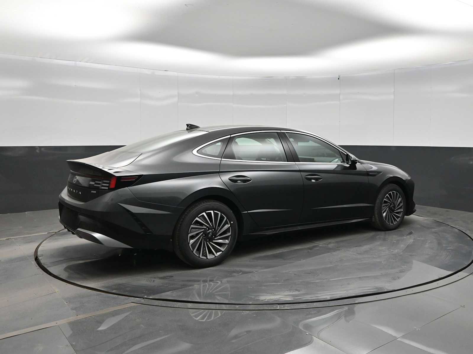 New 2026 Hyundai Sonata SEL FWD image 8