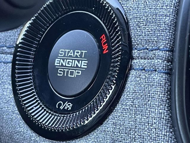 Used 2023 Jeep Compass Sport image 34