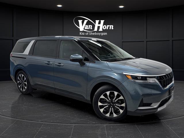 Used 2024 Kia Carnival EX image 39