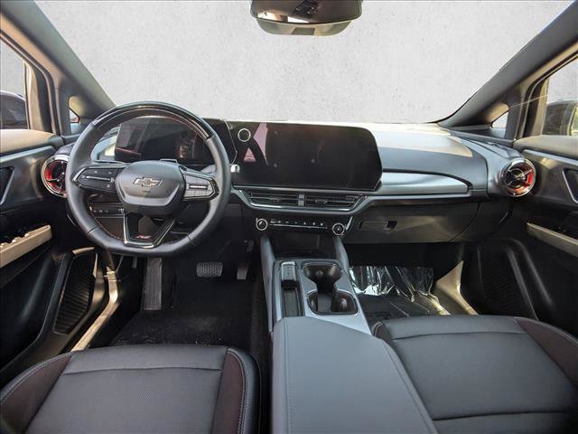 Used 2024 Chevrolet Equinox EV RS FWD image 17