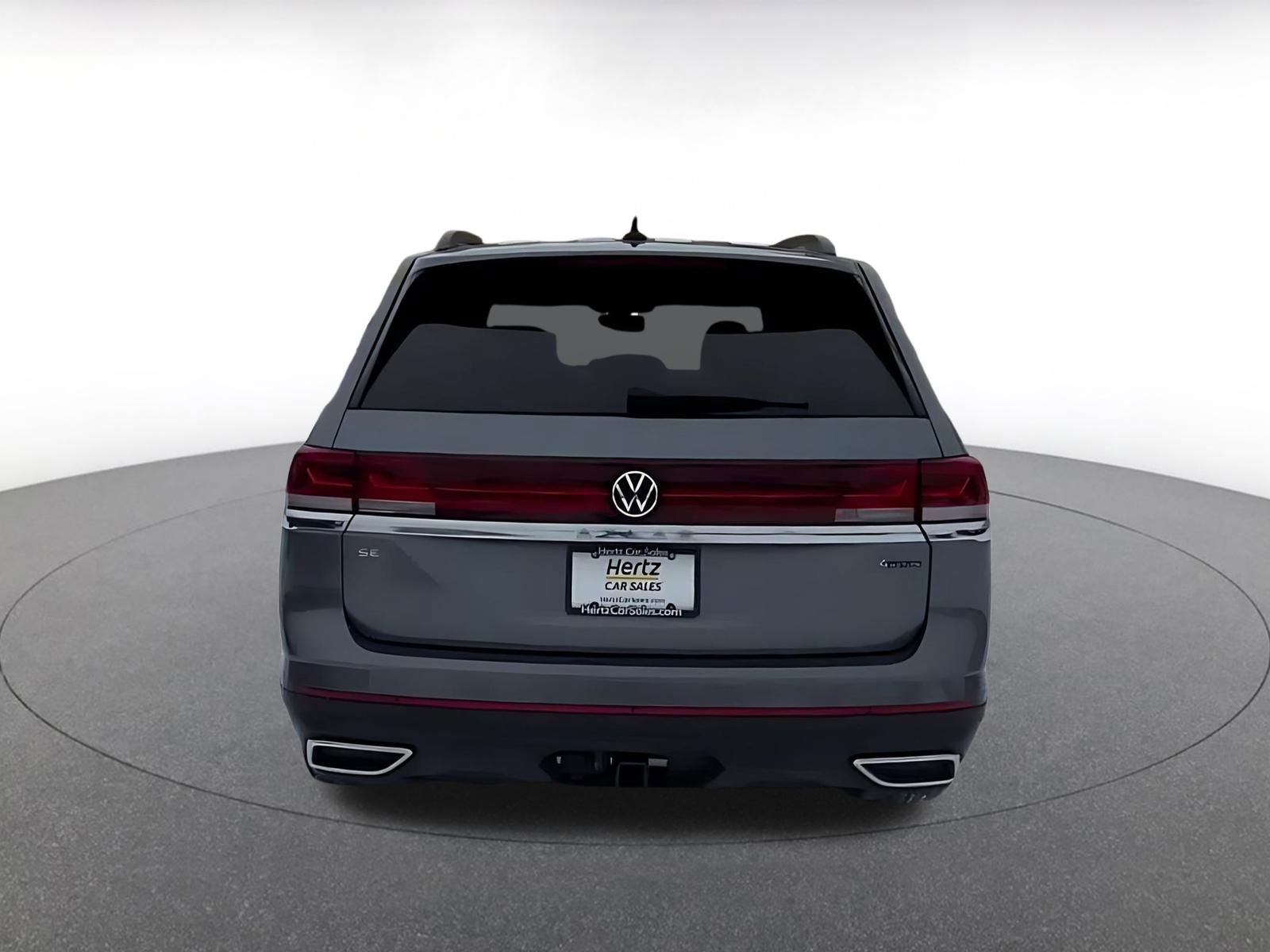 Used 2025 Volkswagen Atlas SE image 12