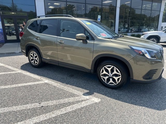 Used 2022 Subaru Forester Premium image 10