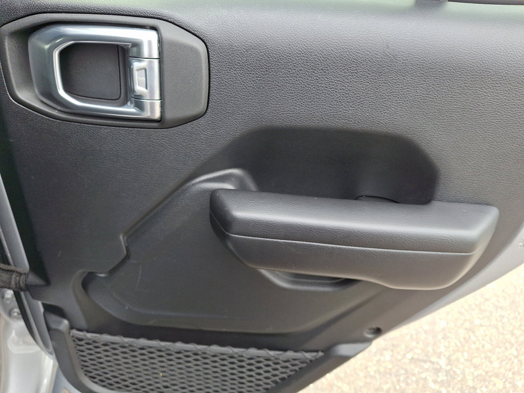 Used 2021 Jeep Wrangler Unlimited Sport image 14