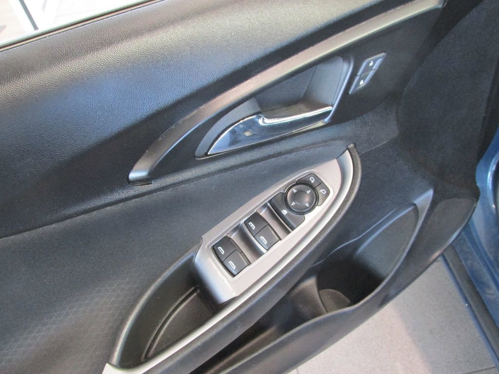 Used 2024 Chevrolet Malibu LT image 25