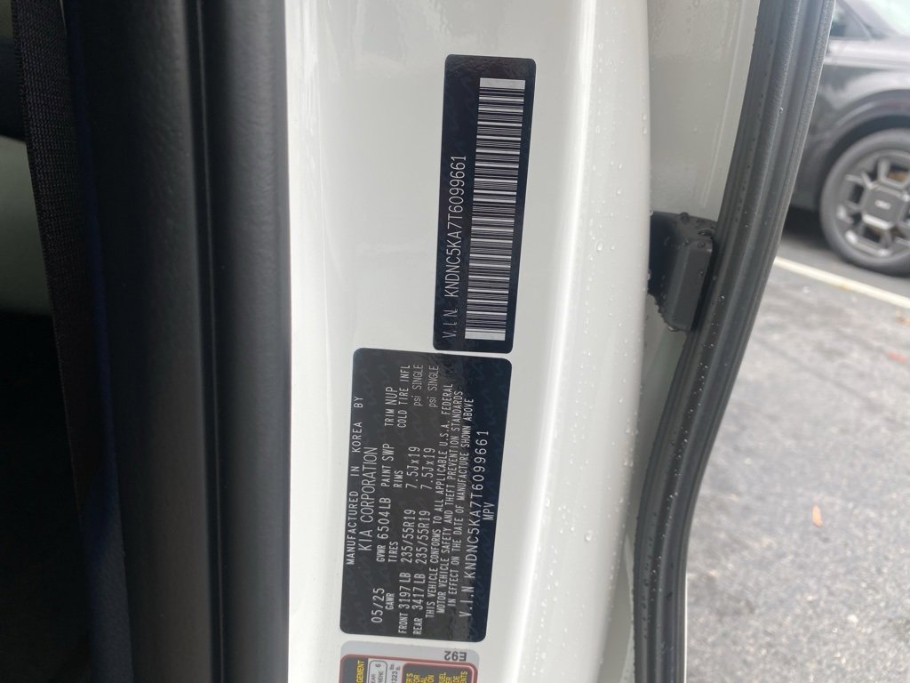 New 2026 Kia Carnival EX image 32