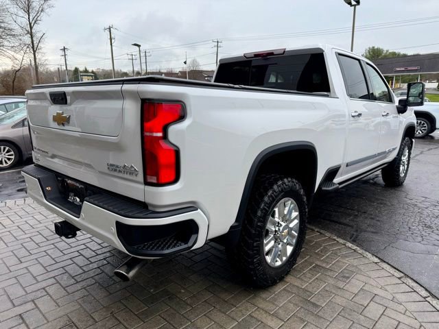 Used 2025 Chevrolet Silverado 2500 High Country w/ Technology Package image 9