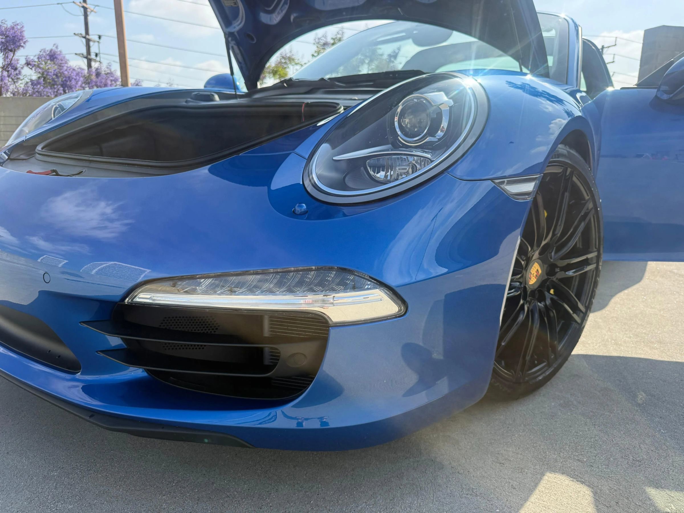 Used 2015 Porsche 911 Targa 4S w/ Sport Chrono Package AWD/4WD image 13