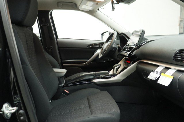 New 2026 Mitsubishi Eclipse Cross LE AWD/4WD image 17