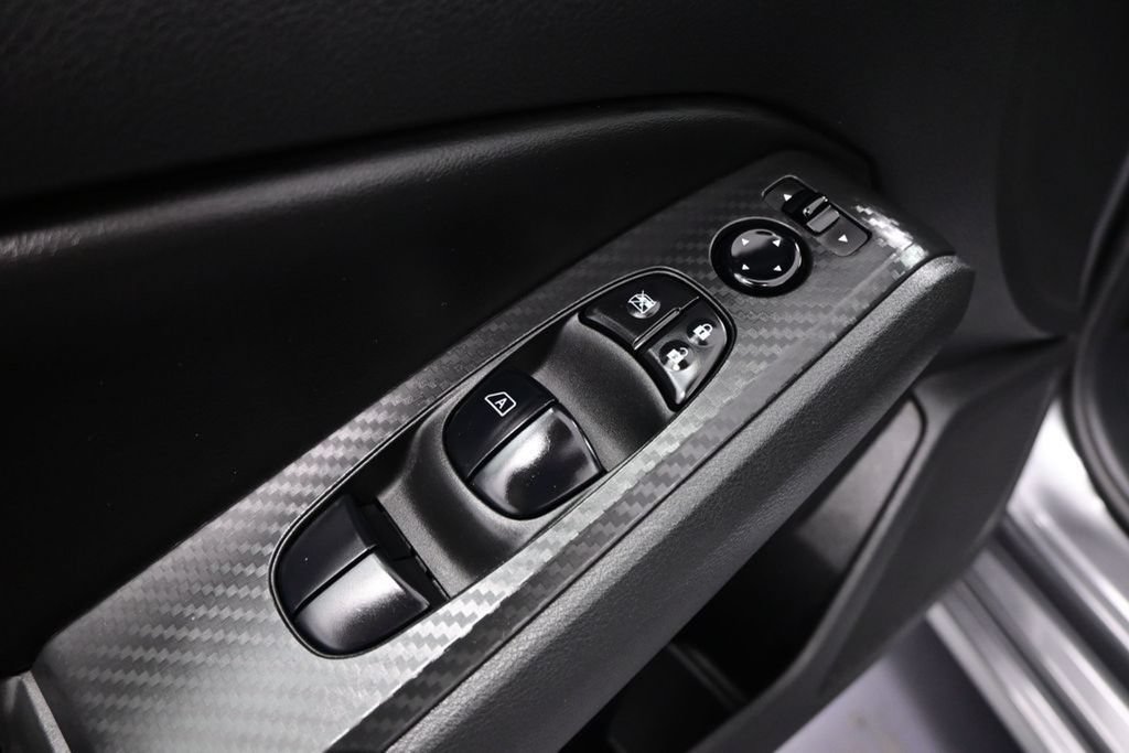 Used 2024 Nissan Altima 2.5 SV FWD image 14