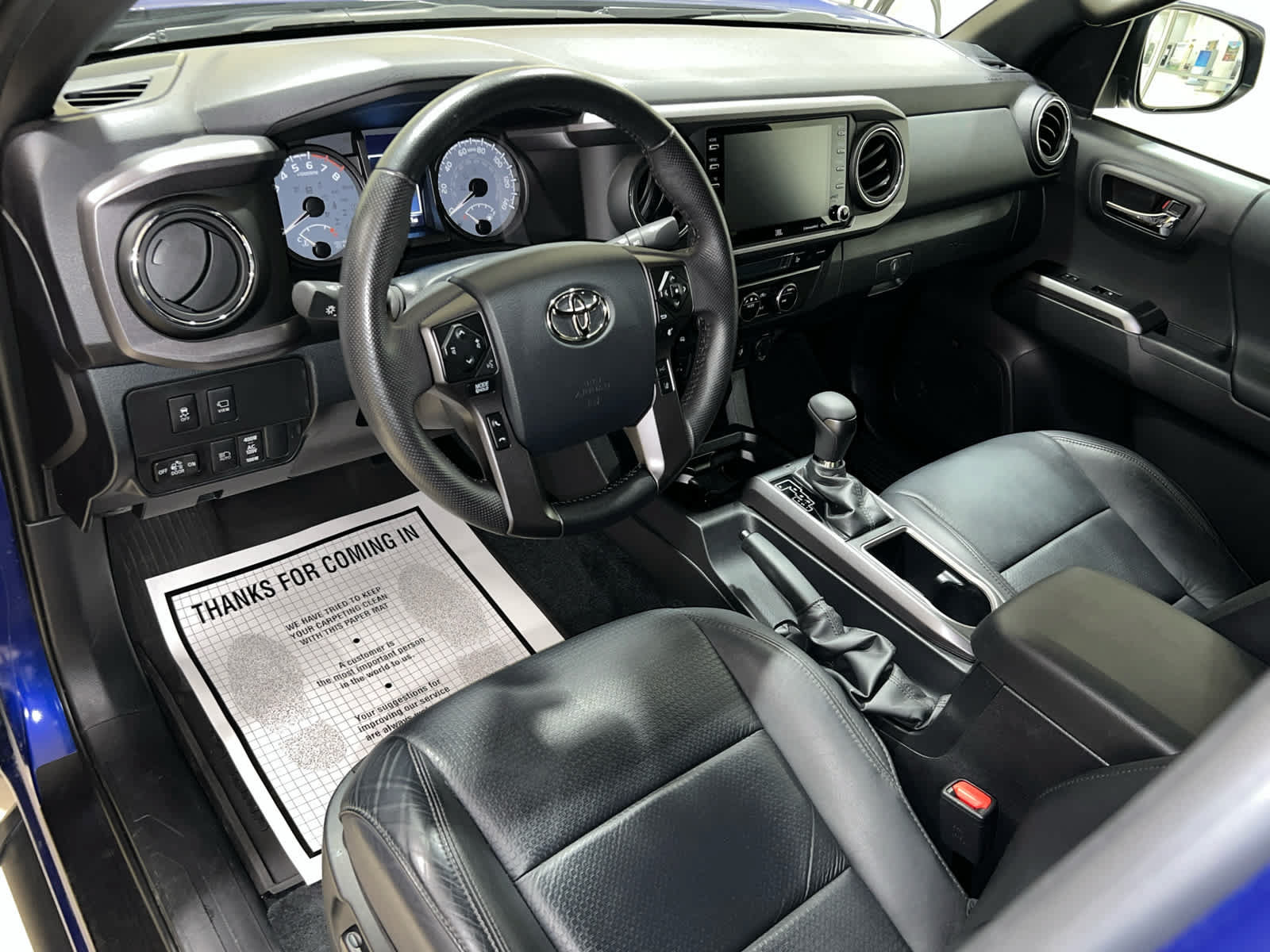 Used 2023 Toyota Tacoma TRD Off-Road w/ TRD Premium Off Road Package AWD/4WD image 16