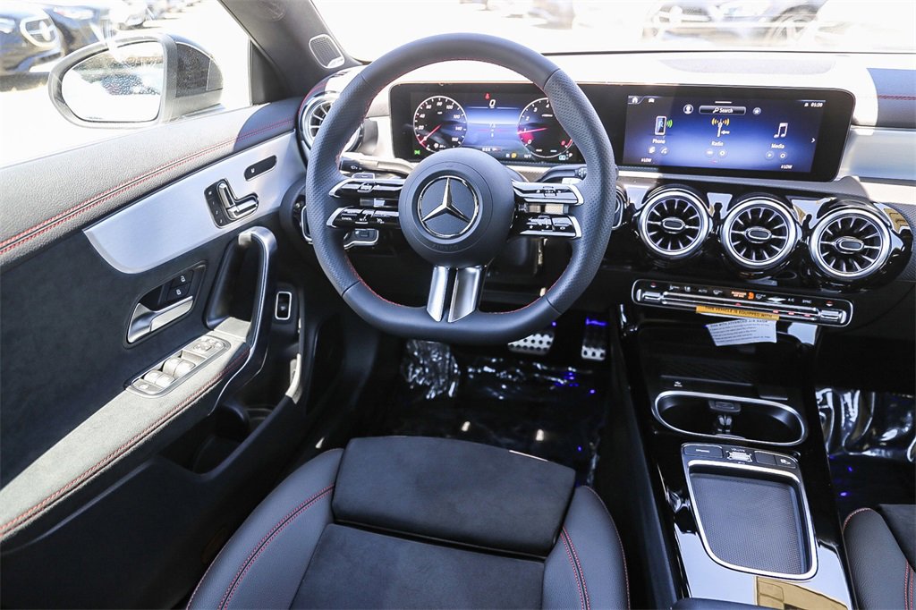 New 2025 Mercedes-Benz CLA 250 4MATIC image 16
