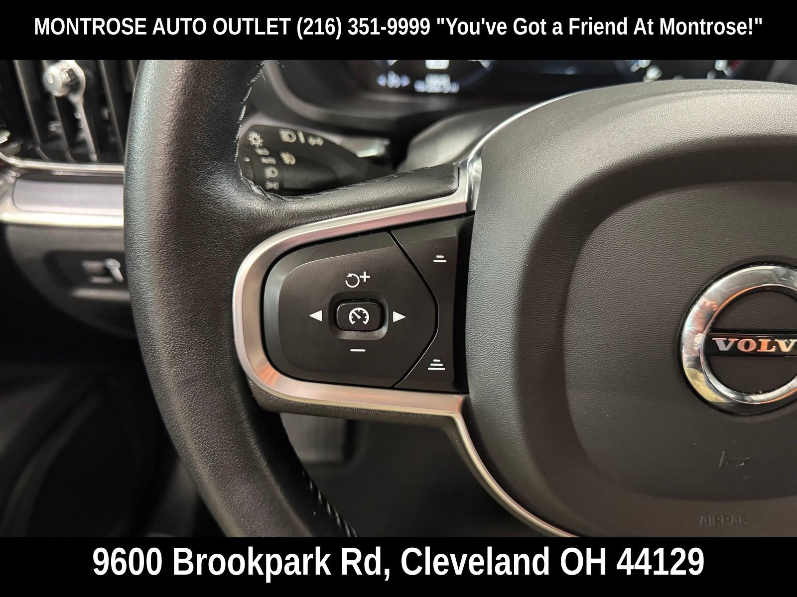 Used 2019 Volvo S60 T6 Momentum w/ Multimedia Package AWD/4WD image 21