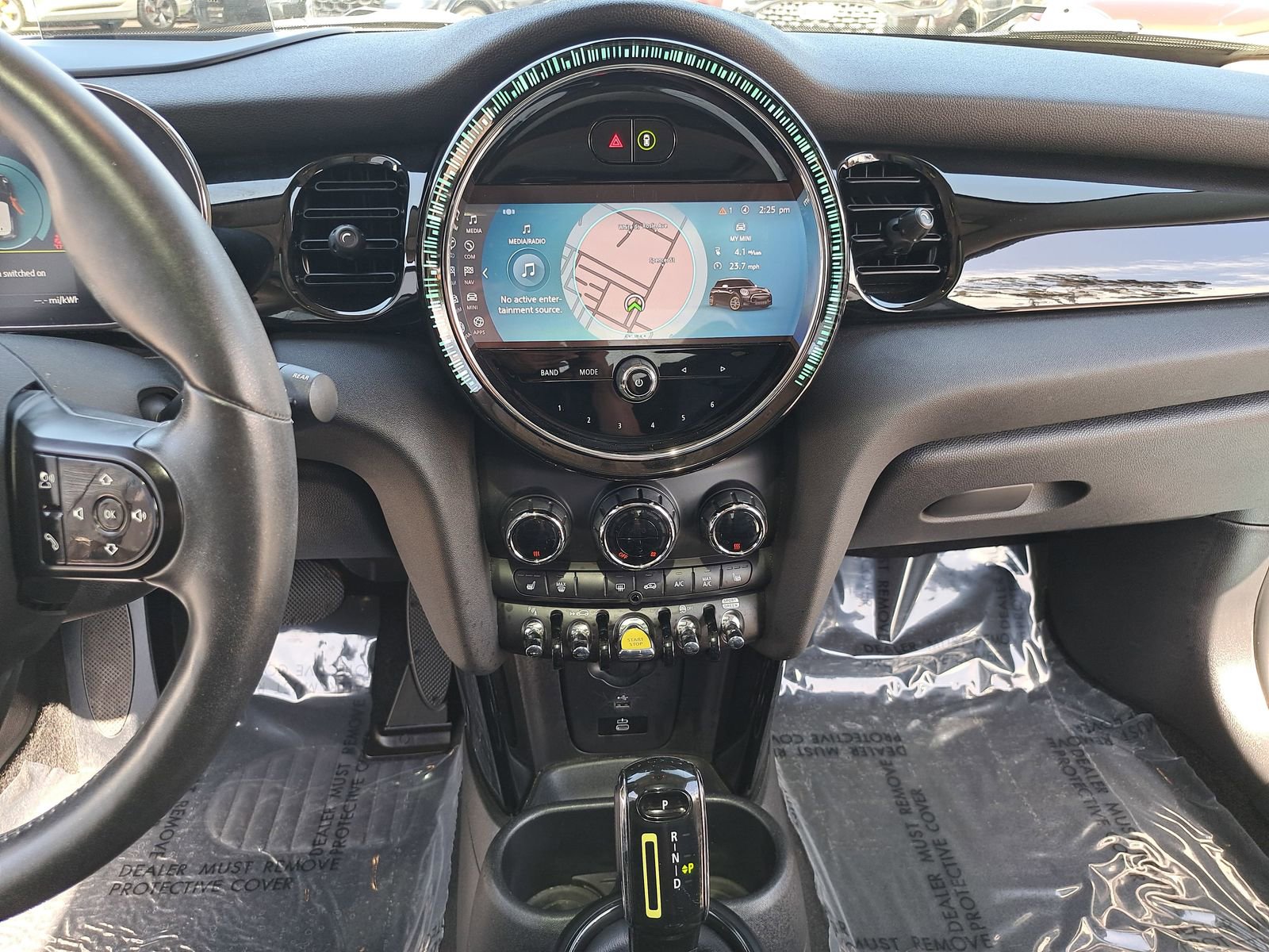 Used 2024 MINI Cooper SE FWD image 20