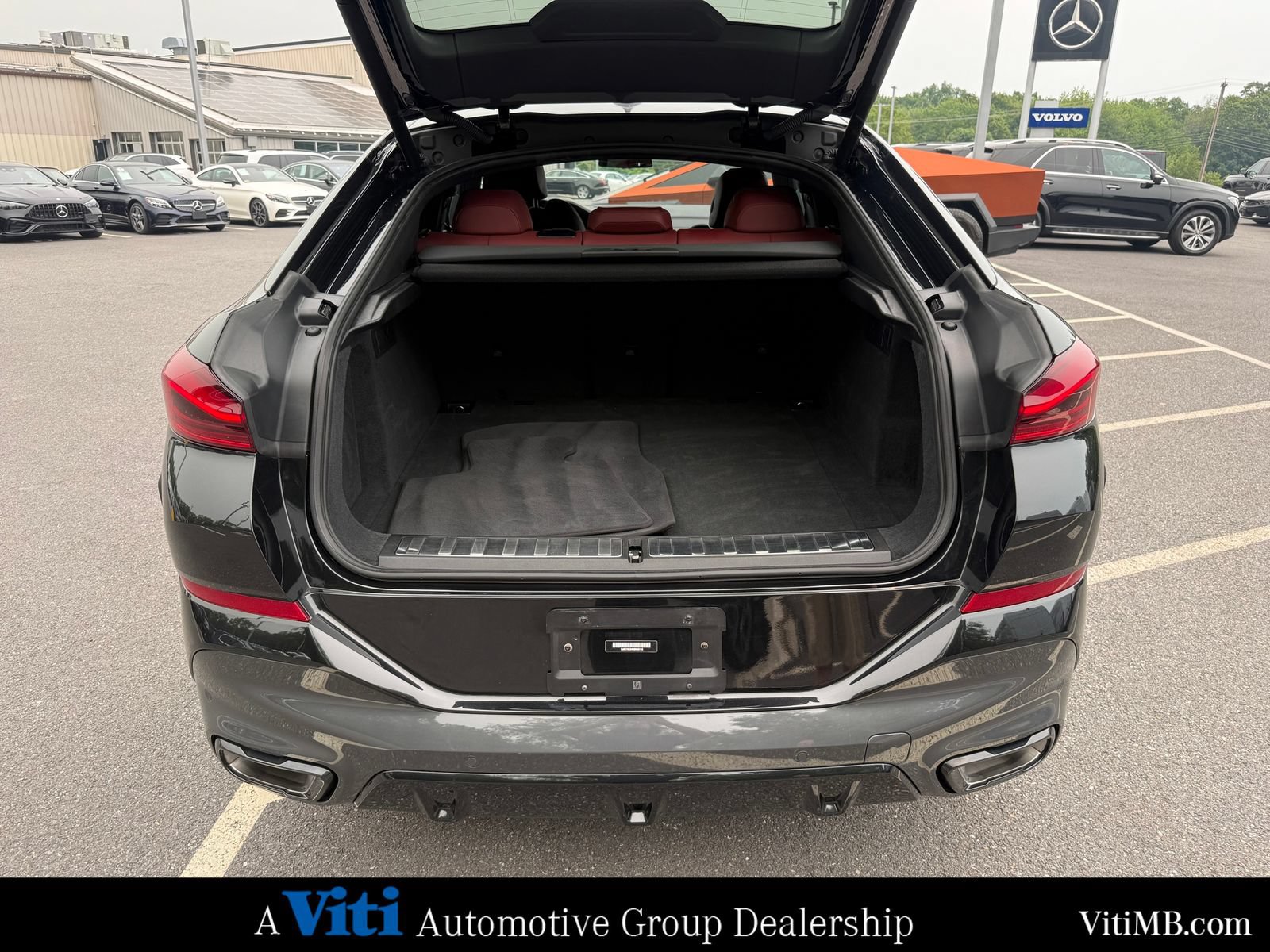 Used 2022 BMW X6 xDrive40i w/ M Sport Package AWD/4WD image 24