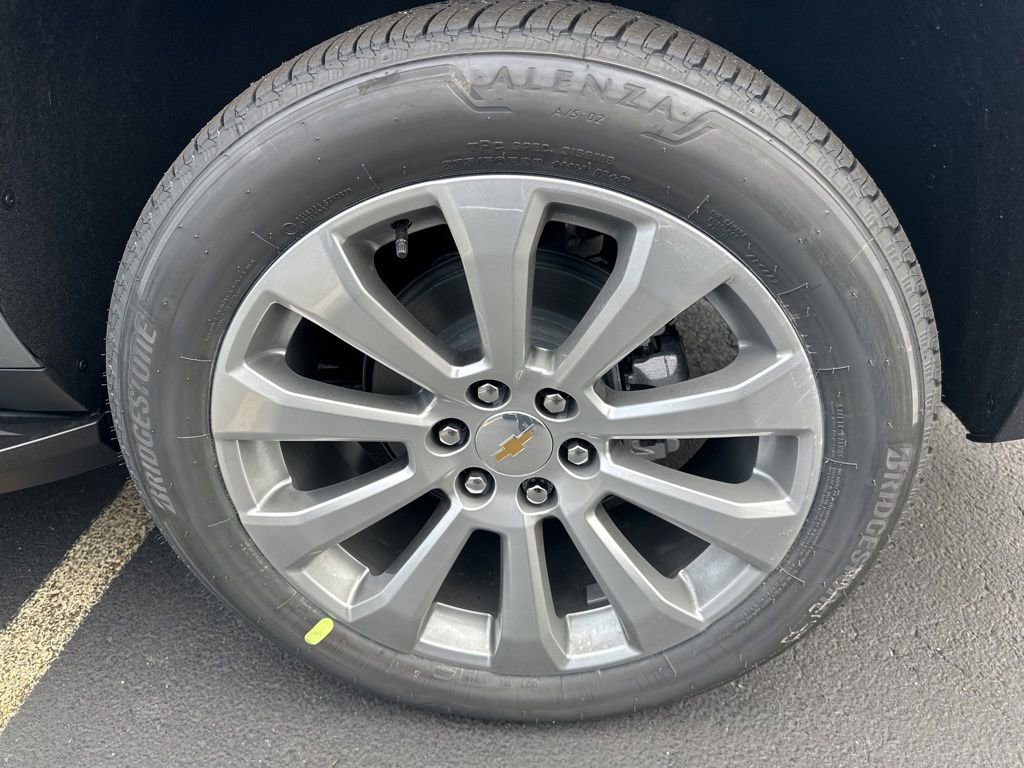 New 2026 Chevrolet Suburban Premier w/ Sun And Tow Package image 46