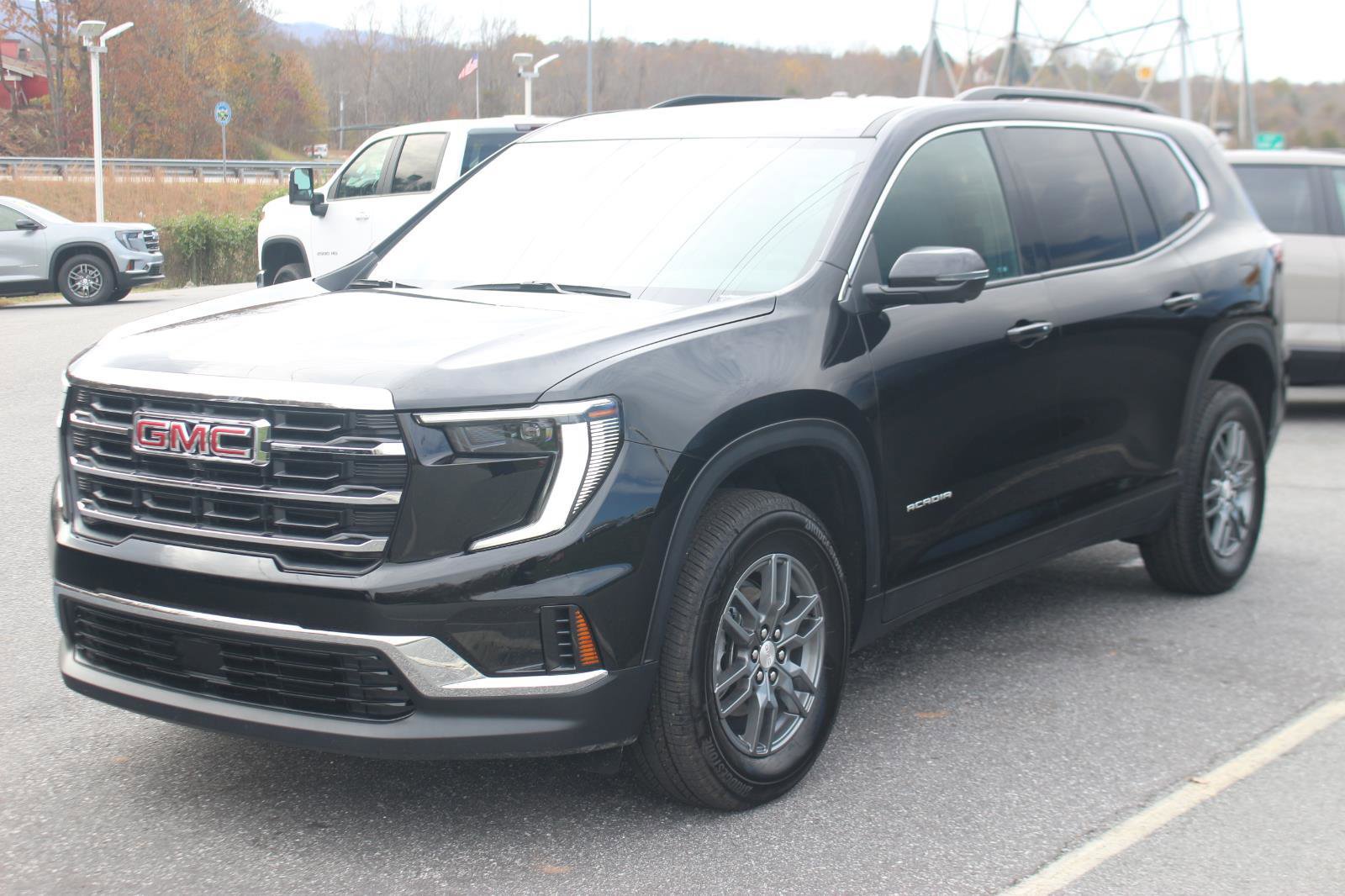 New 2025 GMC Acadia Elevation image 3