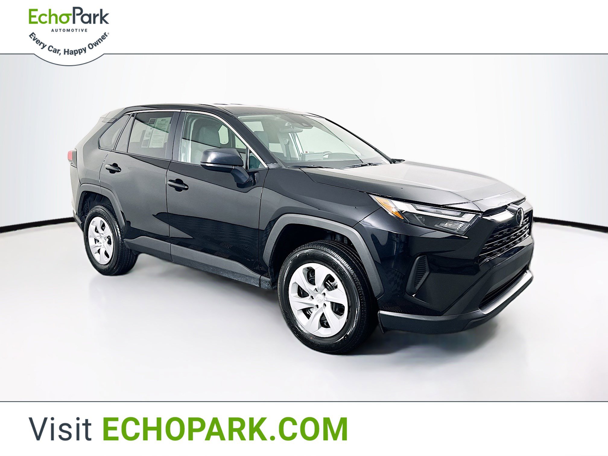 Used 2025 Toyota RAV4 LE video 1