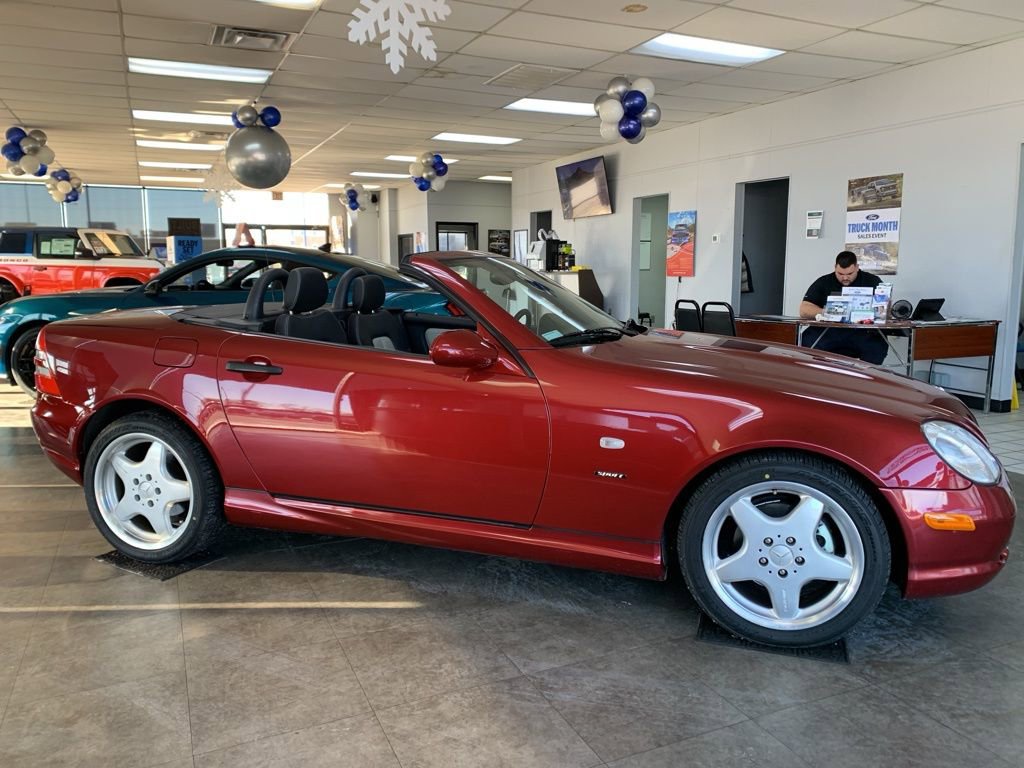 Used 2000 Mercedes-Benz SLK 230 image 2