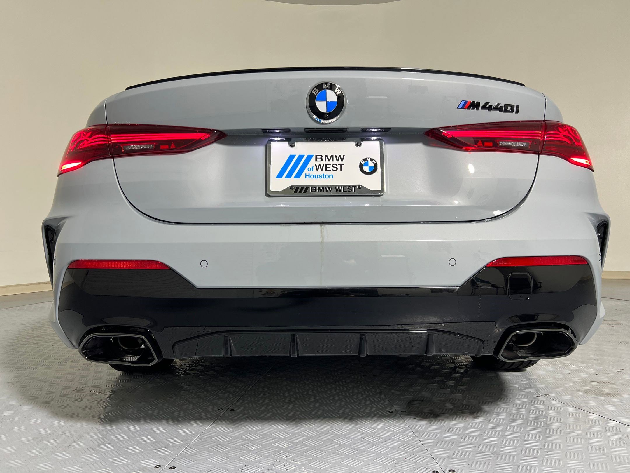 New 2026 BMW M440i Coupe w/ Premium Package image 9