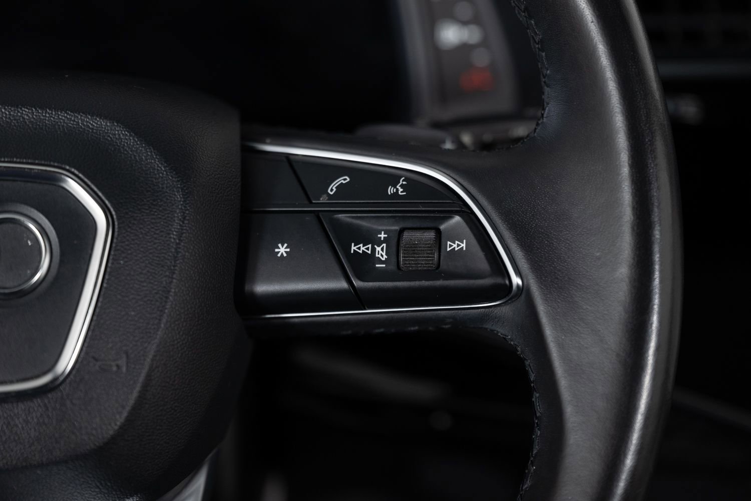 Used 2021 Audi Q7 2.0T Premium w/ Convenience Package image 38