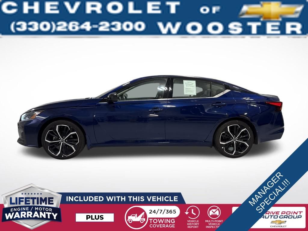 Used 2024 Nissan Altima 2.5 SR image 3