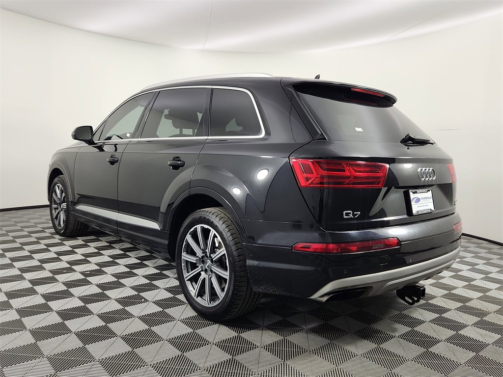 Used 2017 Audi Q7 3.0T Premium Plus image 3