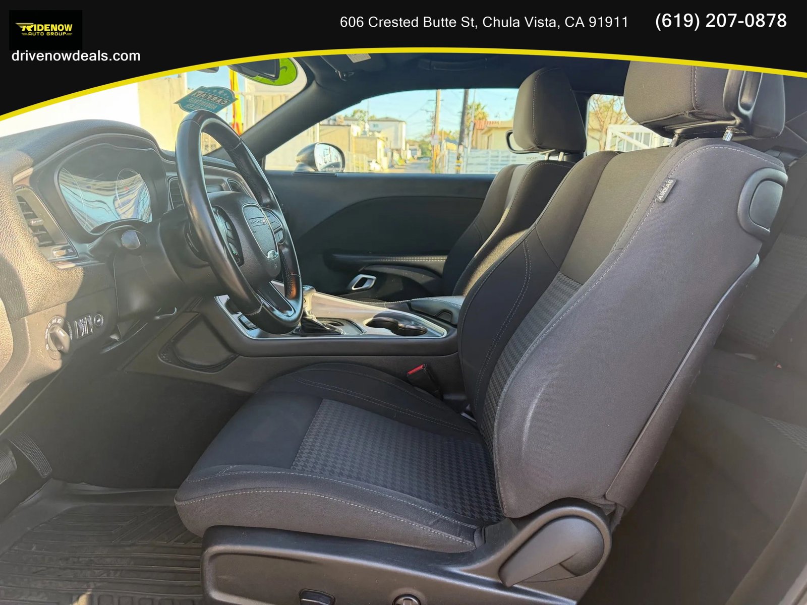 Used 2019 Dodge Challenger SXT RWD image 11