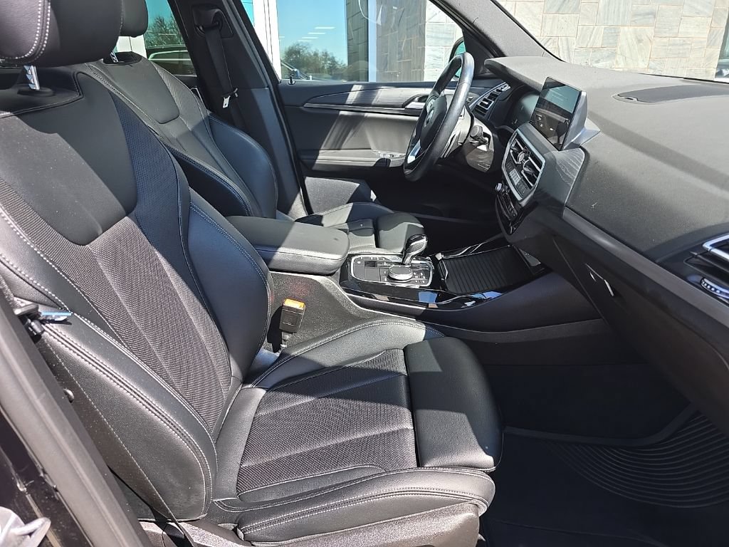 Used 2024 BMW X3 sDrive30i w/ Convenience Package RWD image 28