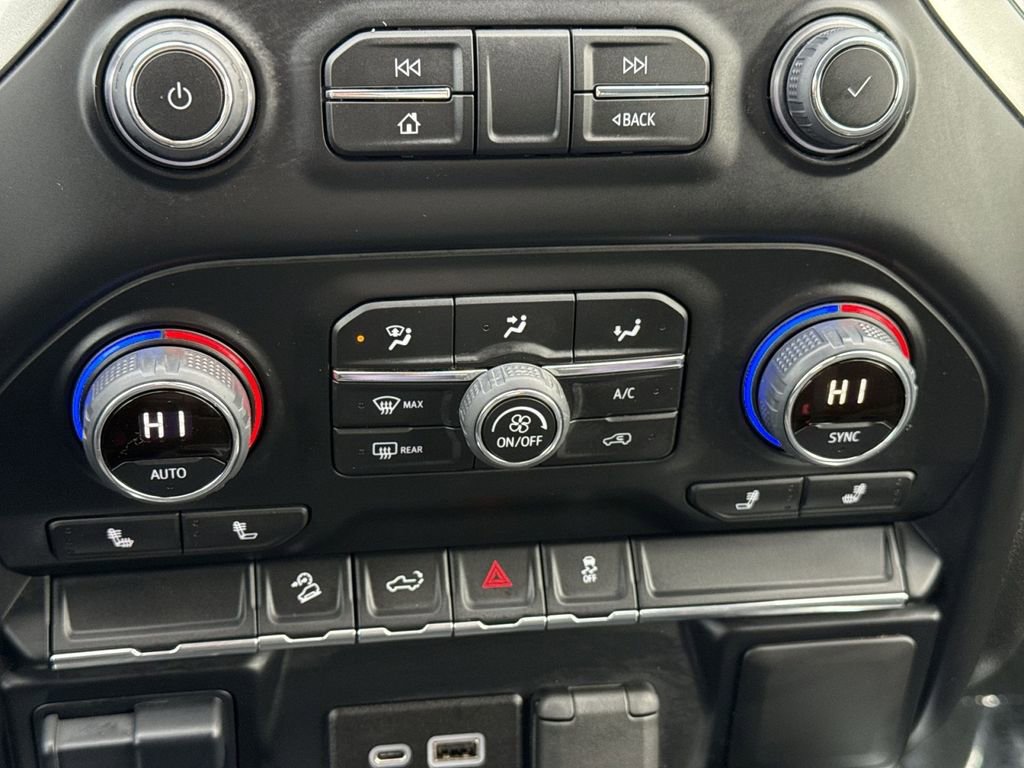 Used 2022 Chevrolet Silverado 1500 LT Trail Boss w/ Bed Protection Package image 10