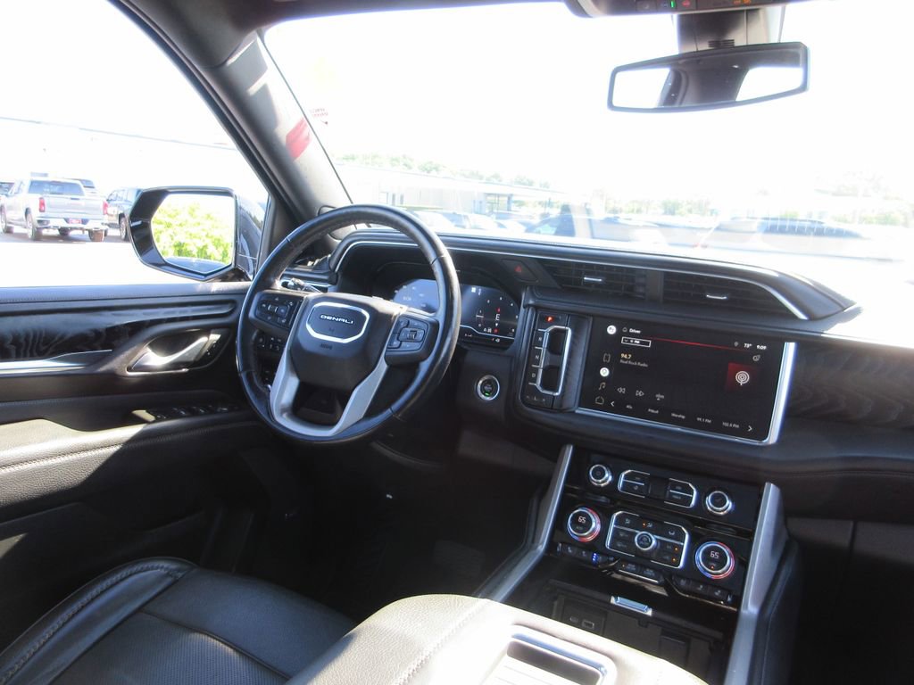 Certified 2022 GMC Yukon Denali AWD/4WD image 27