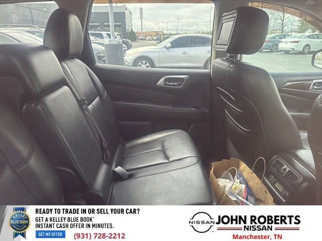 Used 2013 Nissan Pathfinder Platinum w/ Platinum Premium Pkg image 8