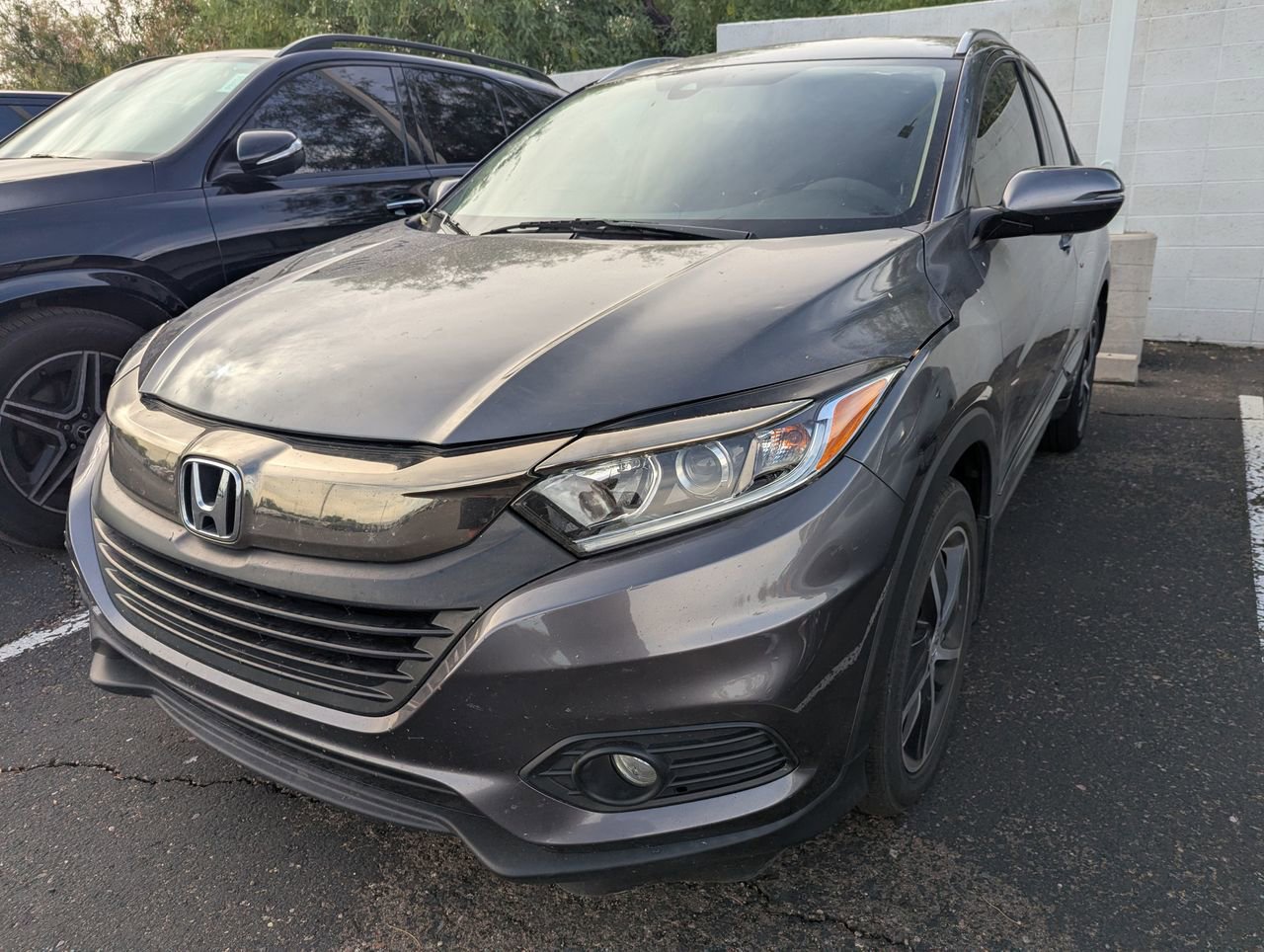 Used 2022 Honda HR-V EX image 2