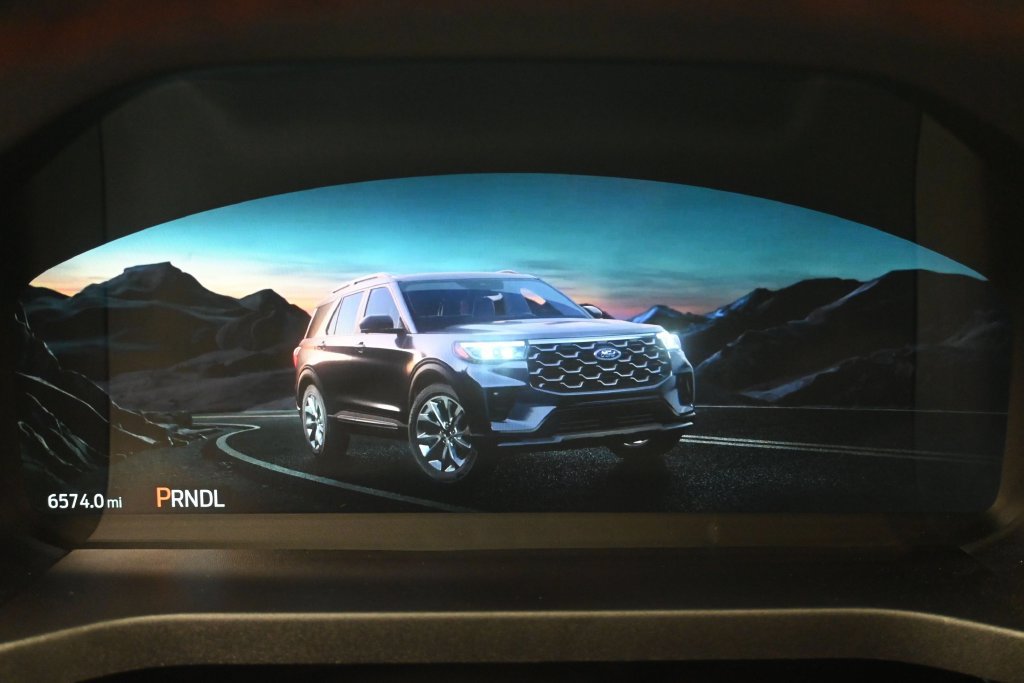 Used 2026 Ford Explorer ST-Line w/ ST-Line Street Pack RWD image 11