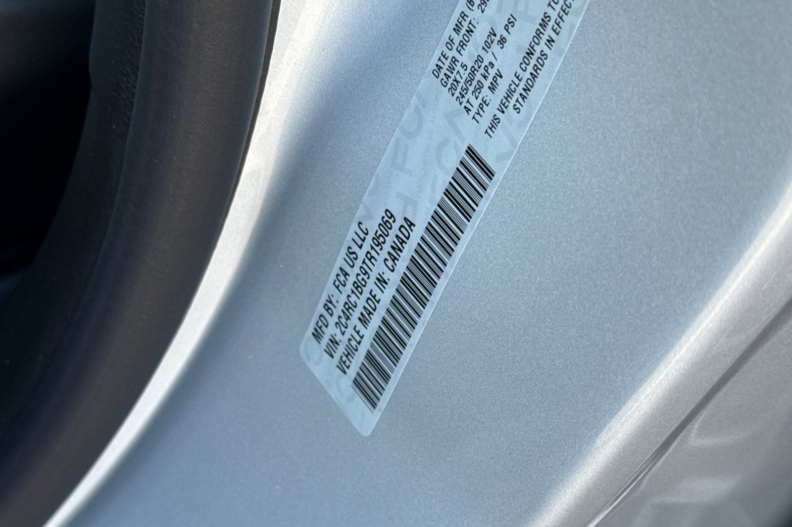 New 2026 Chrysler Pacifica Select w/ S Appearance Package image 28