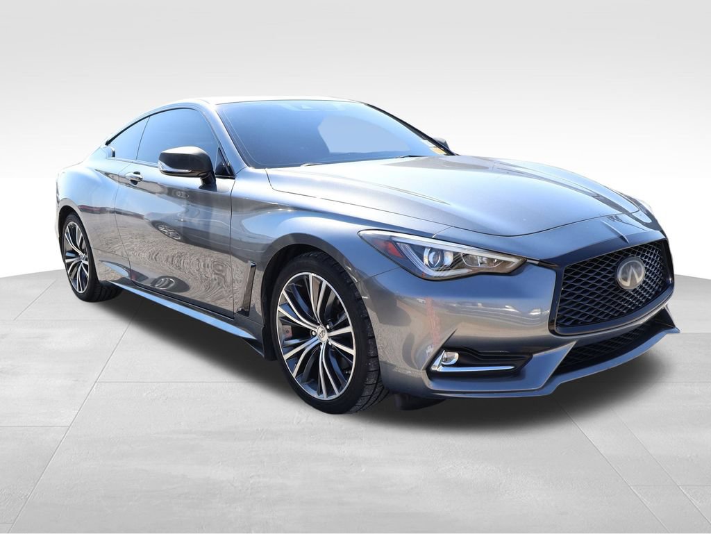 Used 2019 INFINITI Q60 3.0t Luxe w/ Essential Package AWD/4WD image 13