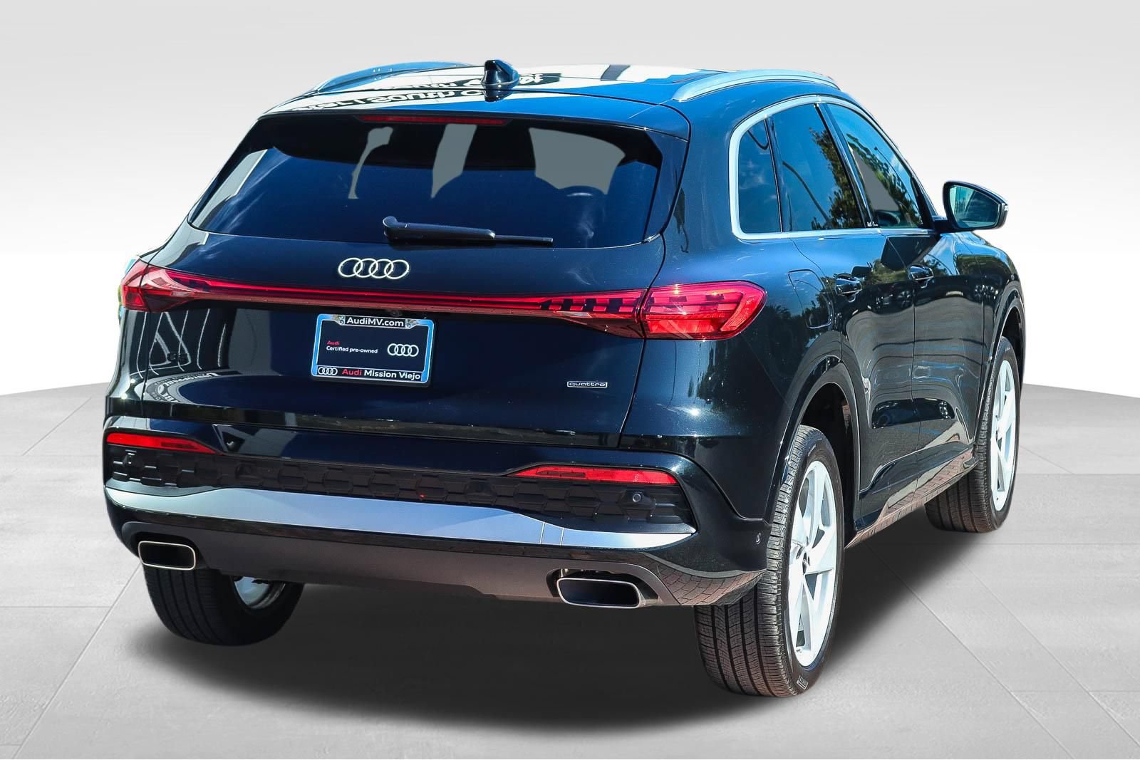 Certified 2025 Audi Q5 Premium w/ Premium Plus AWD/4WD image 8