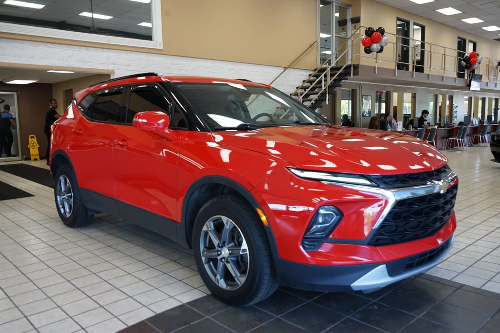 Used 2023 Chevrolet Blazer LT AWD/4WD image 17