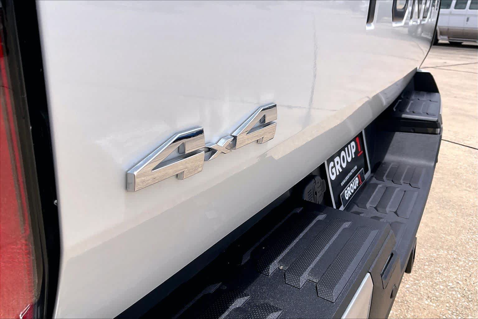 Used 2024 Toyota Tundra Limited AWD/4WD image 10