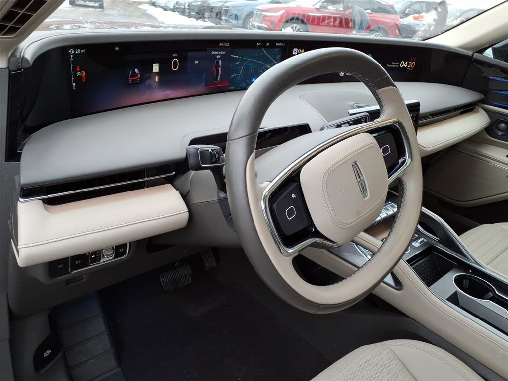 Certified 2024 Lincoln Nautilus Reserve w/ Equipment Group 202A image 14