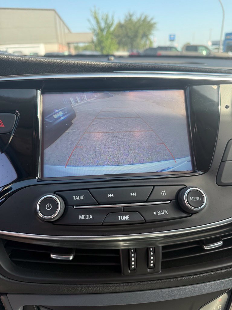 Used 2019 Buick Envision Essence FWD image 25