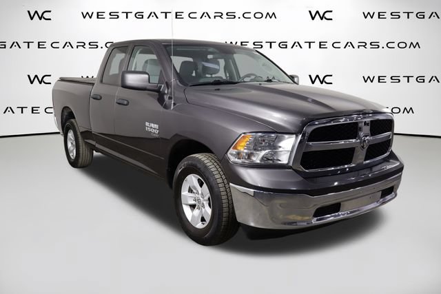 Used 2024 RAM 1500 Classic SLT AWD/4WD image 35
