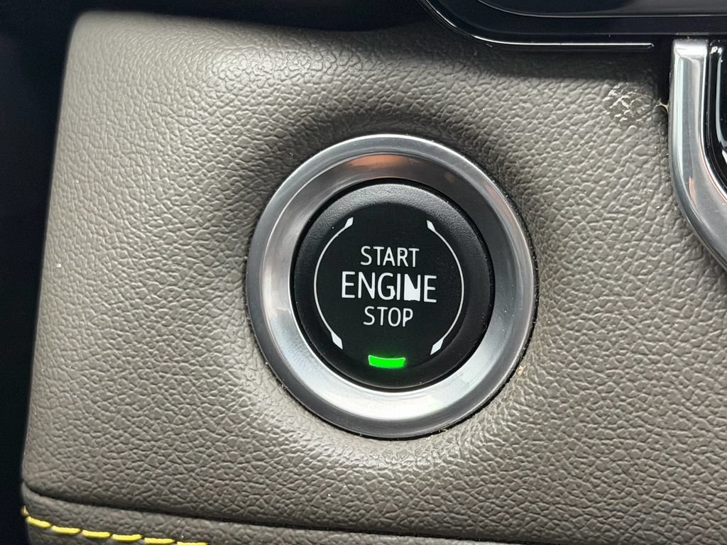 Certified 2024 Chevrolet Colorado ZR2 w/ ZR2 Convenience Package III AWD/4WD image 26