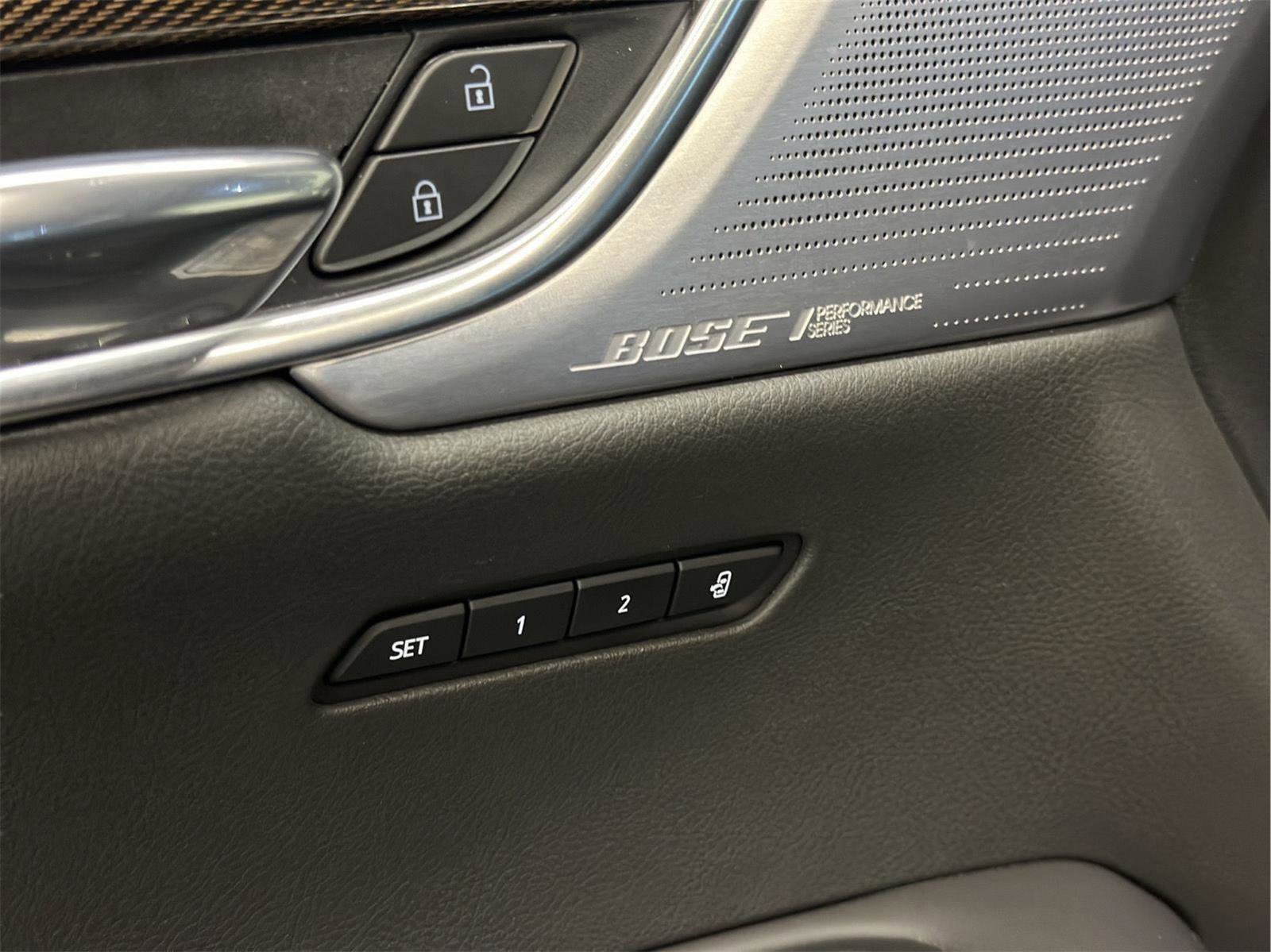 Certified 2020 Cadillac XT6 Premium Luxury w/ Platinum Package image 44