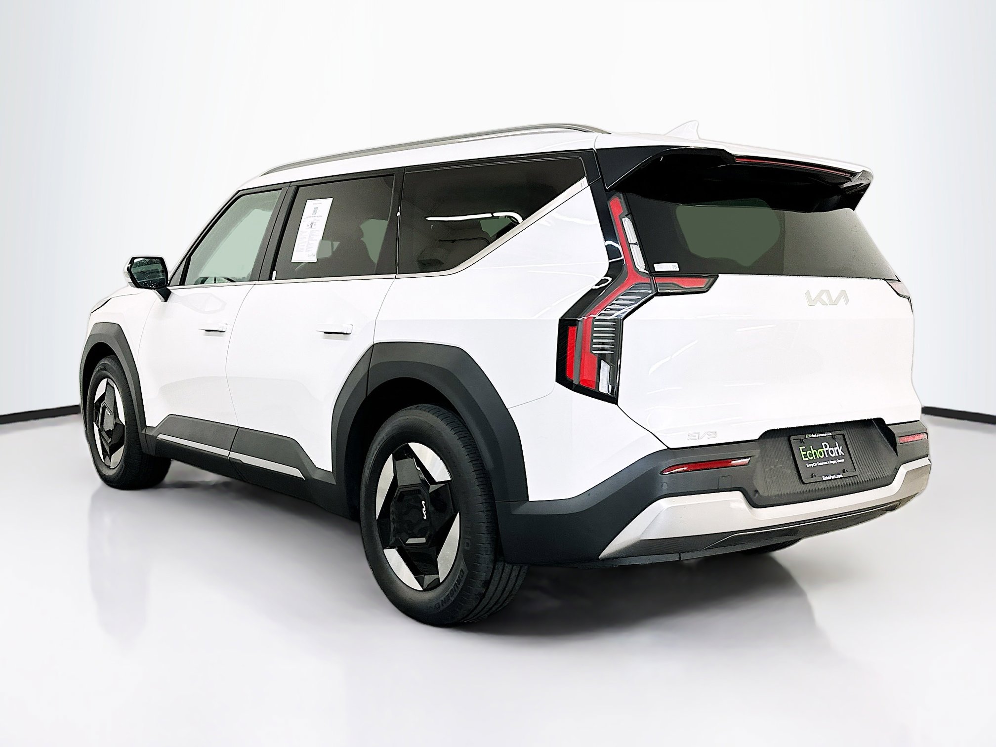 Used 2024 Kia EV9 Wind image 5