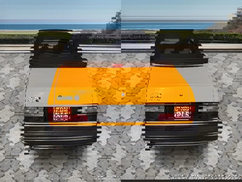 Used 1991 Saab 900 Turbo FWD image 3