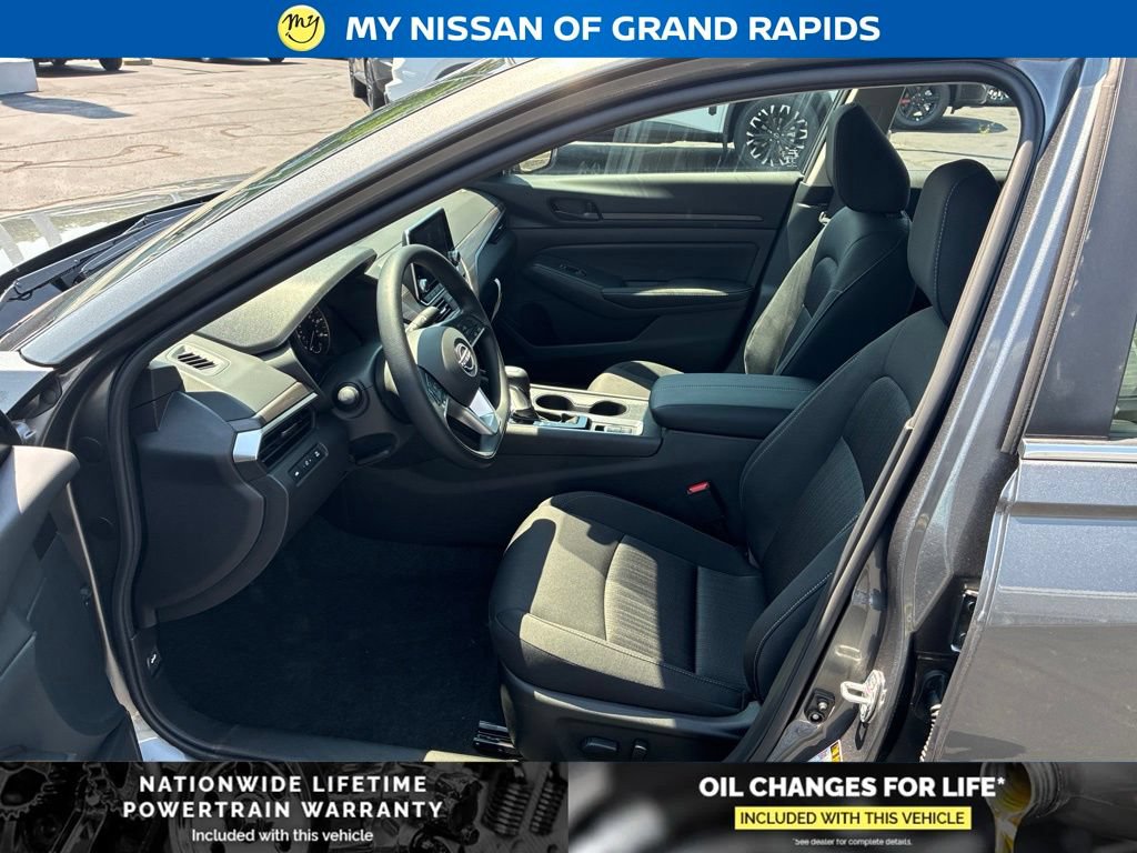 New 2026 Nissan Altima 2.5 SV AWD/4WD image 12