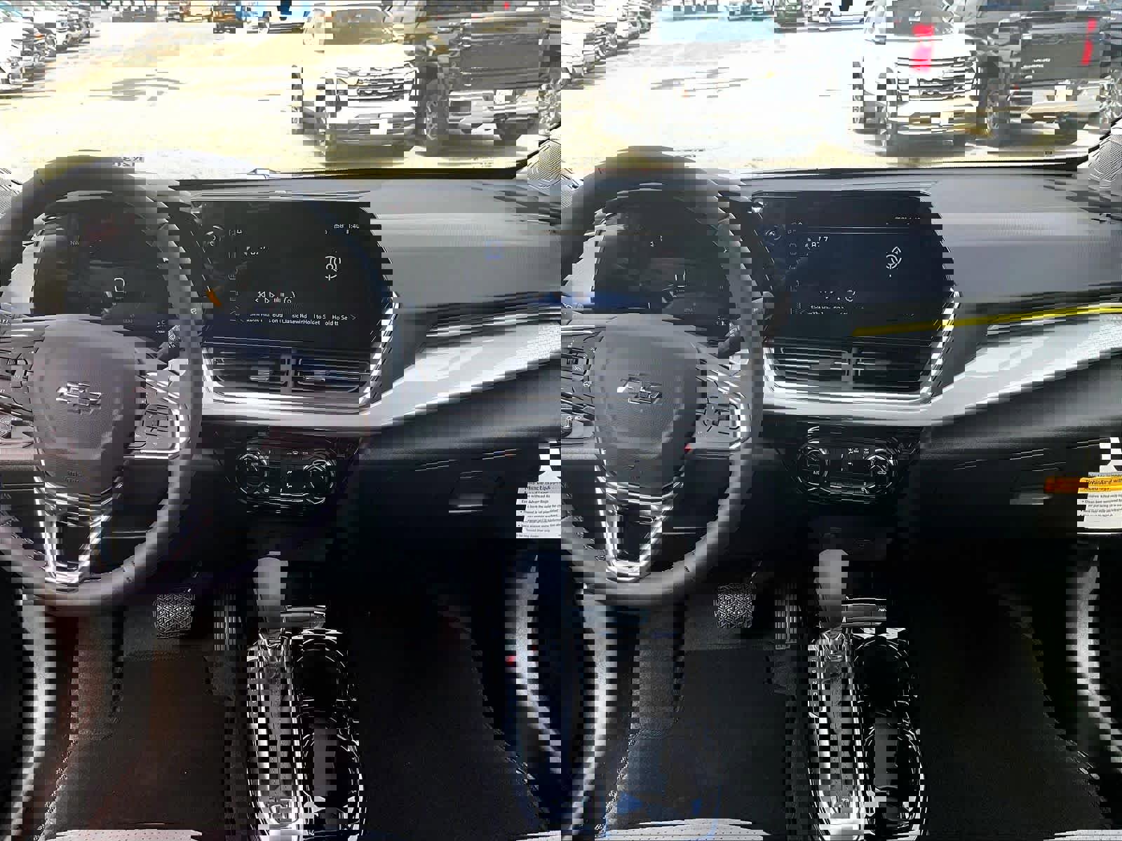 New 2026 Chevrolet Trax LT w/ Driver Confidence Package FWD image 13