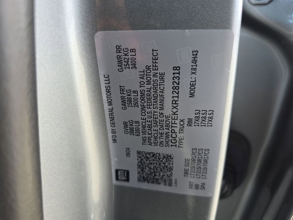 Used 2024 Chevrolet Colorado ZR2 w/ ZR2 Bison Edition image 35